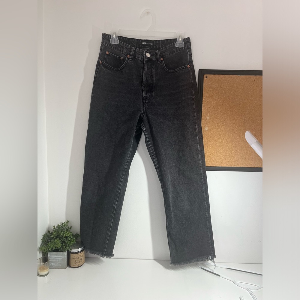 Zara Staight Jeans (Black)